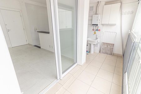 Apartamento para alugar com 39m², 1 quarto e 1 vaga Apartamento para alugar com 39m², 1 quarto e 1 vagaVaranda e Área de Serviço