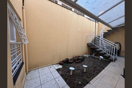 Casa à venda com 4 quartos, 371m² em Vila Cordeiro, São Paulo