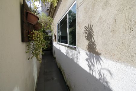 Casa à venda com 170m², 5 quartos e 2 vagasQuintal
