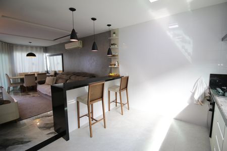 Cozinha de casa à venda com 5 quartos, 170m² em Taquara, Rio de Janeiro