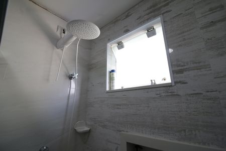Casa à venda com 170m², 5 quartos e 2 vagasBanheiro