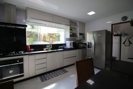 Cozinha de casa à venda com 5 quartos, 170m² em Taquara, Rio de Janeiro
