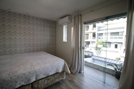 Casa à venda com 170m², 5 quartos e 2 vagasSuíte 3