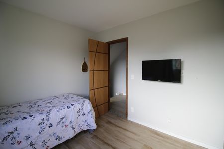 Casa à venda com 170m², 5 quartos e 2 vagasQuarto 2