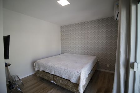 Casa à venda com 170m², 5 quartos e 2 vagasSuíte 3