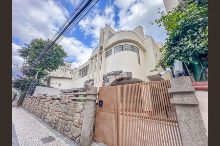Apartamento para alugar com 68m², 1 quarto e sem vaga