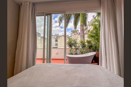 Apartamento para alugar com 68m², 1 quarto e sem vaga