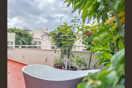 Apartamento para alugar com 68m², 1 quarto e sem vaga