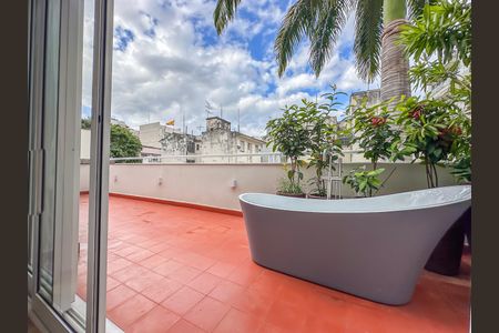 Apartamento para alugar com 68m², 1 quarto e sem vaga
