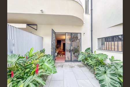 Apartamento para alugar com 68m², 1 quarto e sem vaga