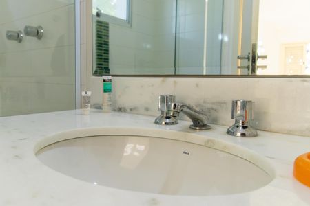 Banheiro do Quarto 2 - Suíte de casa para alugar com 3 quartos, 202m² em Granja Viana, Cotia