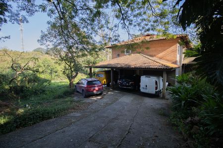 Garagem de casa para alugar com 3 quartos, 202m² em Granja Viana, Cotia