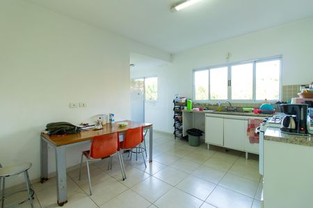 Cozinha de casa para alugar com 3 quartos, 202m² em Granja Viana, Cotia