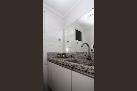 Apartamento para alugar com 83m², 3 quartos e 2 vagasBanheiro