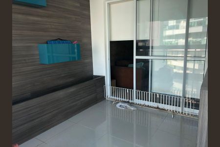 Varanda de apartamento à venda com 4 quartos, 135m² em Camboinhas, Niterói