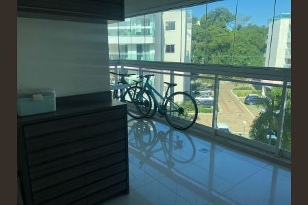 Apartamento à venda com 135m², 4 quartos e 2 vagas Apartamento à venda com 135m², 4 quartos e 2 vagasVaranda