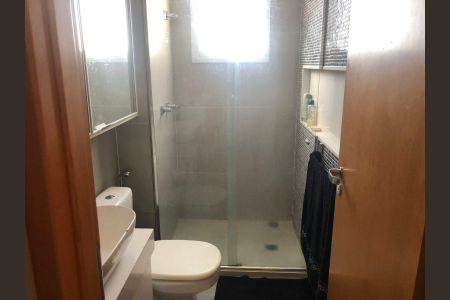 Apartamento à venda com 135m², 4 quartos e 2 vagas Apartamento à venda com 135m², 4 quartos e 2 vagasBanheiro