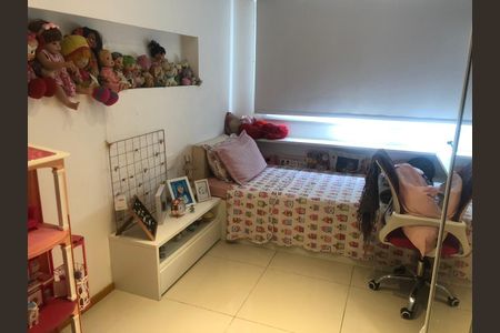 Apartamento à venda com 135m², 4 quartos e 2 vagas Apartamento à venda com 135m², 4 quartos e 2 vagasQuarto 1