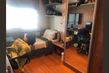 Apartamento à venda com 135m², 4 quartos e 2 vagas Apartamento à venda com 135m², 4 quartos e 2 vagasQuarto