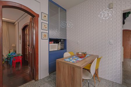 Apartamento à venda com 4 quartos, 234m² em Cidade Nova, Belo Horizonte