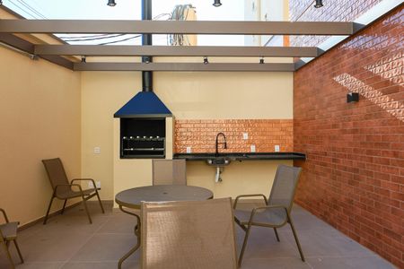 Apartamento para alugar com 50m², 2 quartos e 1 vaga Apartamento para alugar com 50m², 2 quartos e 1 vagaÁrea comum - Churrasqueira