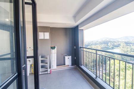 Varanda de apartamento para alugar com 2 quartos, 63m² em Alphaville Empresarial, Barueri