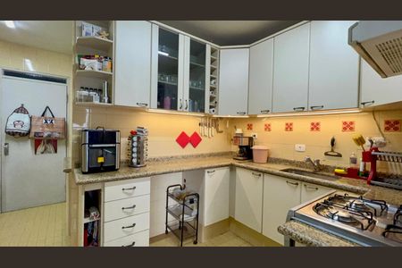 Apartamento à venda com 110m², 3 quartos e 1 vagaCozinha