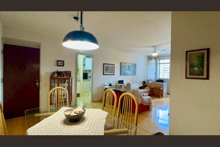 Apartamento à venda com 110m², 3 quartos e 1 vagaSala de Jantar