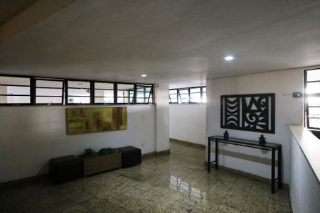 Apartamento para alugar com 116m², 2 quartos e 2 vagas Apartamento para alugar com 116m², 2 quartos e 2 vagasHall