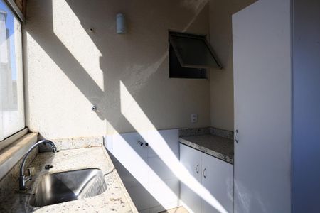 Apartamento para alugar com 116m², 2 quartos e 2 vagas Apartamento para alugar com 116m², 2 quartos e 2 vagasÁrea de Serviço