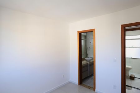 Apartamento para alugar com 116m², 2 quartos e 2 vagas Apartamento para alugar com 116m², 2 quartos e 2 vagasSuíte