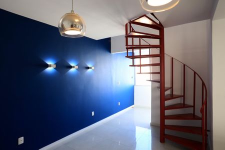 Apartamento para alugar com 116m², 2 quartos e 2 vagas Apartamento para alugar com 116m², 2 quartos e 2 vagasSala