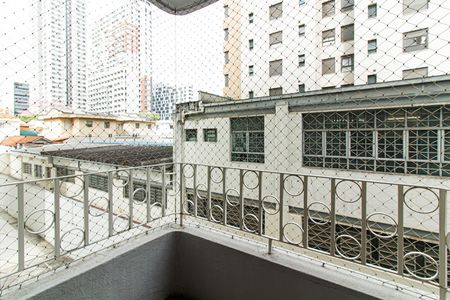 Apartamento à venda com 70m², 3 quartos e 2 vagas Apartamento à venda com 70m², 3 quartos e 2 vagasVaranda da sala