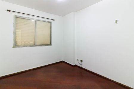 Apartamento à venda com 70m², 3 quartos e 2 vagas Apartamento à venda com 70m², 3 quartos e 2 vagasQuarto 2