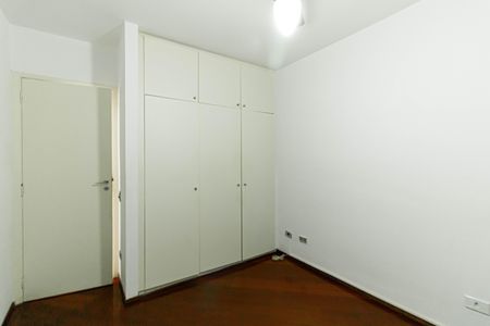 Apartamento à venda com 70m², 3 quartos e 2 vagas Apartamento à venda com 70m², 3 quartos e 2 vagasQuarto 3