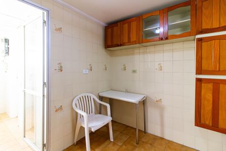 Apartamento à venda com 70m², 3 quartos e 2 vagas Apartamento à venda com 70m², 3 quartos e 2 vagasCozinha