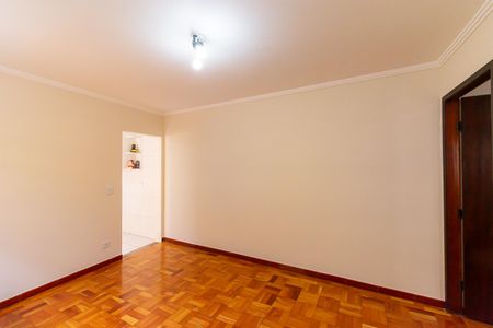 Sala de casa à venda com 4 quartos, 250m² em Jardim Santa Teresinha, São Paulo