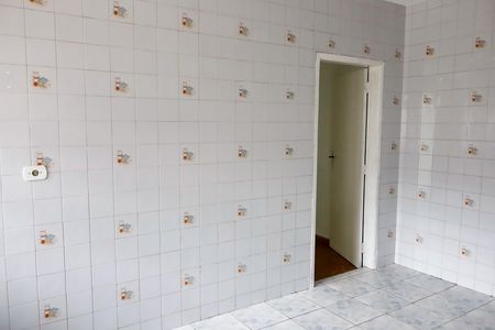 Cozinha de casa à venda com 2 quartos, 220m² em Helena Maria, Osasco