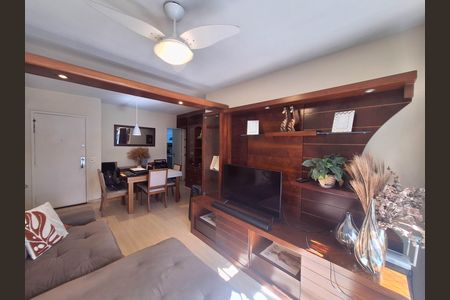 Apartamento à venda com 82m², 2 quartos e 1 vaga Apartamento à venda com 82m², 2 quartos e 1 vagaSala