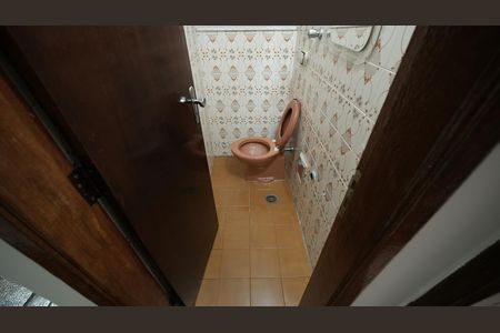 Casa à venda com 173m², 3 quartos e 2 vagasLavabo