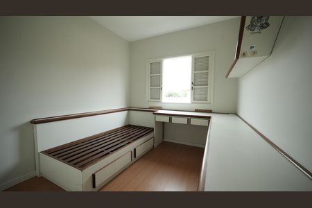 Casa à venda com 173m², 3 quartos e 2 vagasQuarto 2