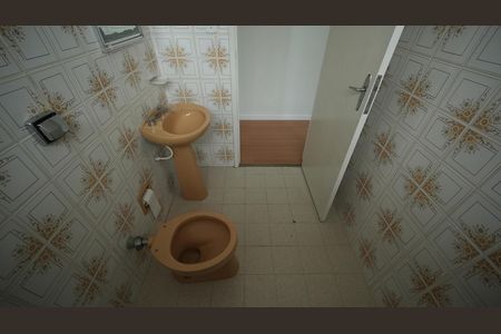 Casa à venda com 173m², 3 quartos e 2 vagasBanheiro Social