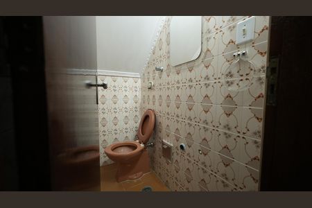 Casa à venda com 173m², 3 quartos e 2 vagasLavabo