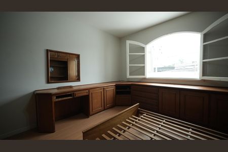 Casa à venda com 173m², 3 quartos e 2 vagasQuarto Suíte