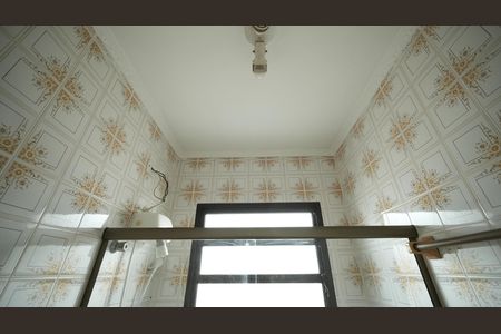 Casa à venda com 173m², 3 quartos e 2 vagasBanheiro da Suite