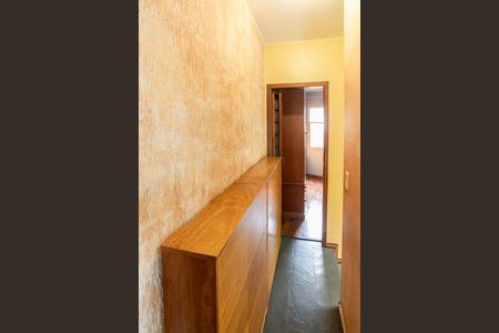 Corredor de casa de condomínio para alugar com 2 quartos, 72m² em Vila Isolina Mazzei, São Paulo