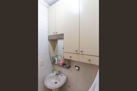 Casa de condomínio para alugar com 72m², 2 quartos e 1 vaga Casa de condomínio para alugar com 72m², 2 quartos e 1 vagaBanheiro