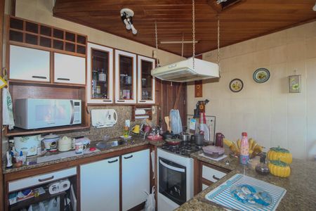Apartamento à venda com 238m², 7 quartos e sem vaga Apartamento à venda com 238m², 7 quartos e sem vagaCozinha/Area de serviço