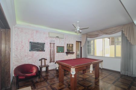 Apartamento à venda com 238m², 7 quartos e sem vaga Apartamento à venda com 238m², 7 quartos e sem vagaSala