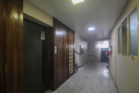 Apartamento à venda com 238m², 7 quartos e sem vaga Apartamento à venda com 238m², 7 quartos e sem vagaHall de entrada